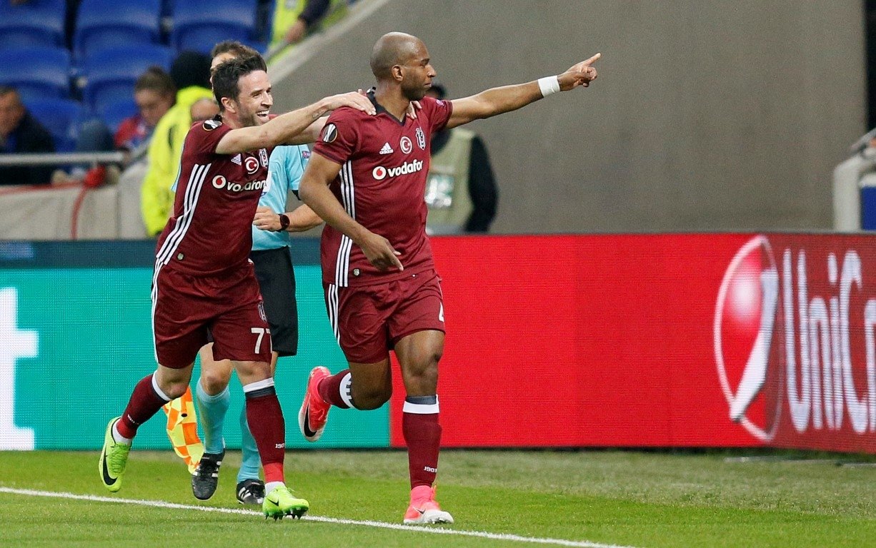 Olympique Lyon - Beşiktaş maçından kareler