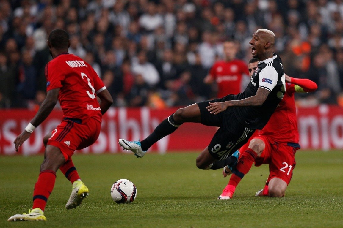 Beşiktaş - O.Lyon maçından kareler