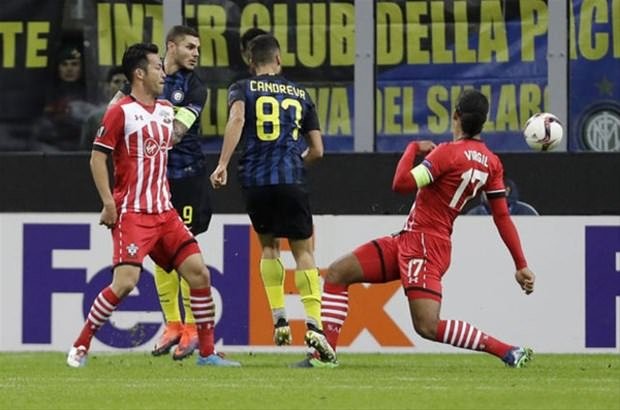 UEFA Avrupa Ligi’nde olaylı gece!