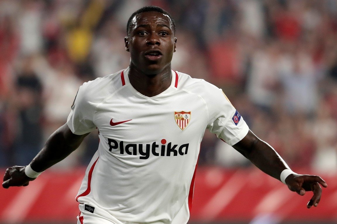 Sevilla Akhisarpsor maçından kareler