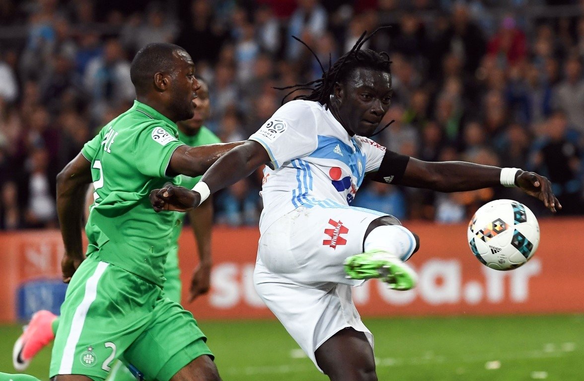 Galatasaray, Gomis’i bitiriyor