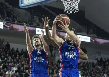 Rakipsiz Anadolu Efes!