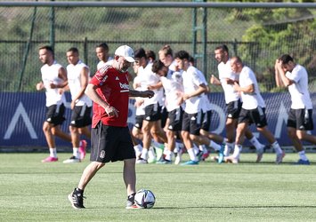 Beşiktaş'ta transfer görüşmesi! Sergen Yalçın...