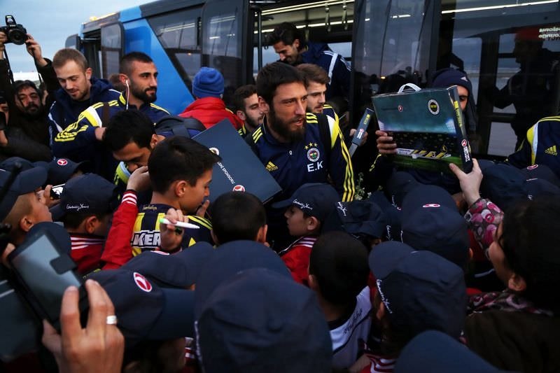 F.Bahçe’ye ciritli karşılama