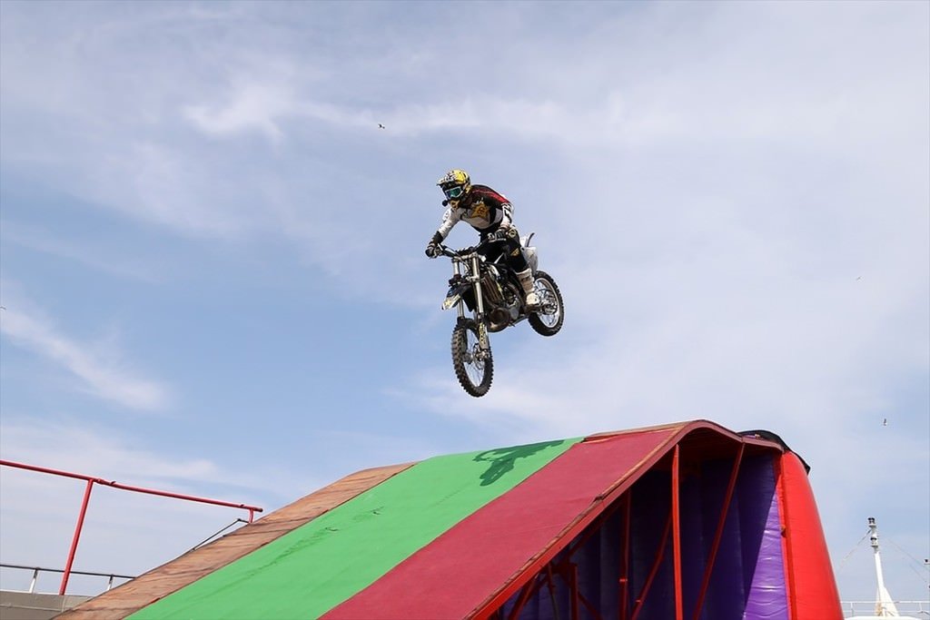 İstanbul Boğazı’nda rekor atlayış