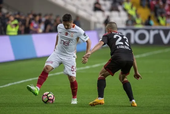 Galatasaray'da Tudor o isimlerin biletini kesti