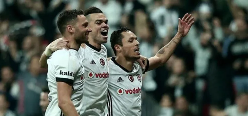 Beşiktaş hem atıyor hem yemiyor