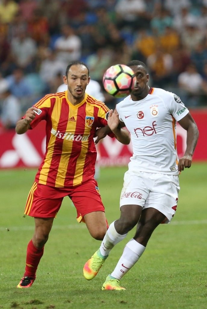 Galatasaray’dan devrim gibi karar!