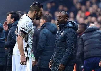 Vagner Love mı Negredo mu?