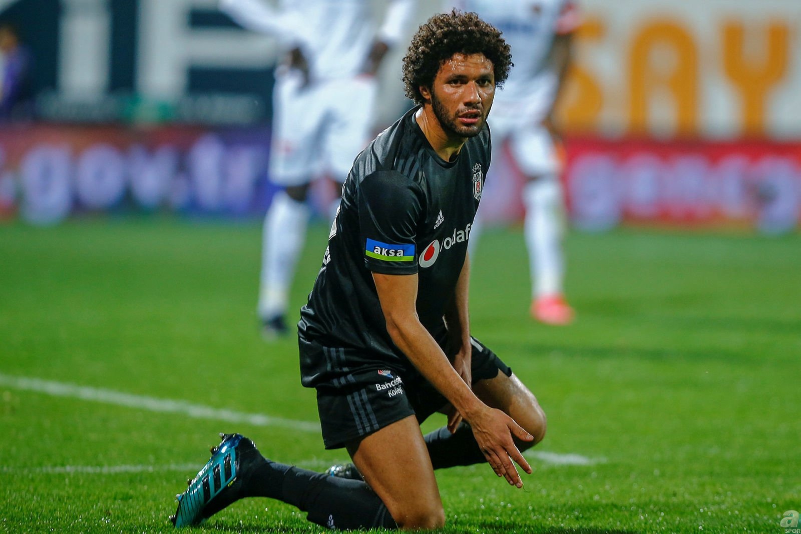 Corona virüsü Süper Lig yıldızlarının değerlerini de vurdu!