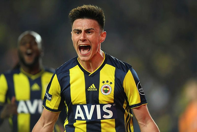 Fenerbahce Den Khedira Ya Flas Talep Sayfa 1 Fenerbahce 18 Kasim 2020 Carsamba