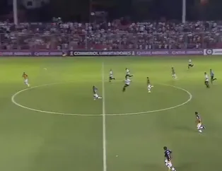 Cardozo'nun orta sahadan attığı nefis gol