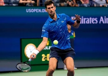Djokovic dördüncü turda