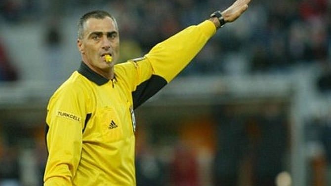 Düdük astıran hakem hataları