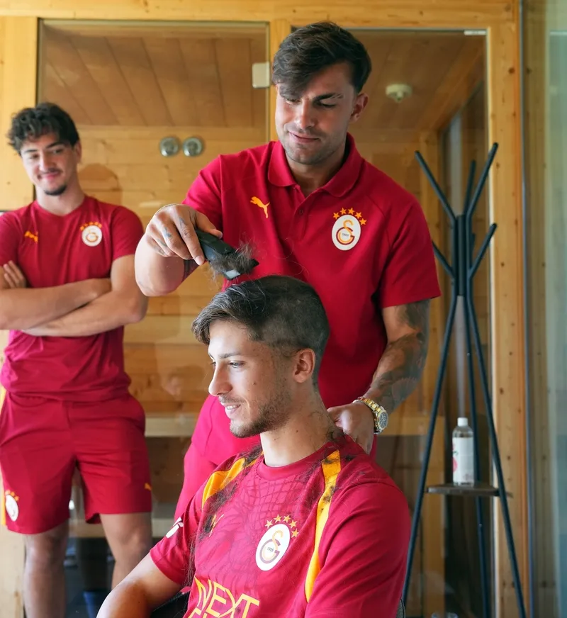 galatasarayda-gelenek-devam-etti-1784997585957.jpeg