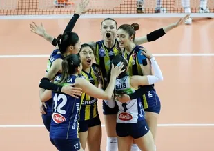 Voleybol Sultanlar Ligi'nde şampiyon Fenerbahçe