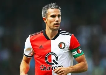 Van Persie bırakıyor