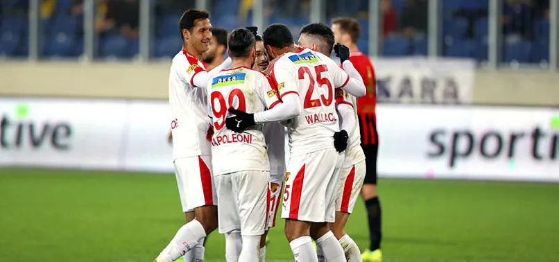 Göztepe'de hedef önce tur sonra Galatasaray