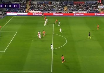 Başakşehir'in golünde VAR devreye girdi! F.Bahçe'den ofsayt itirazı