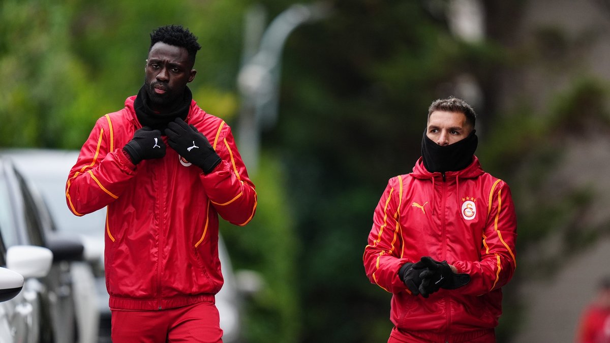 TRANSFER HABERİ | Galatasaray'a Davinson Sanchez şoku! İtalyan takımı ile anlaştı TRANSFER HABERİ | Galatasaray'a Davinson Sanchez şoku! İtalyan takımı ile anlaştı