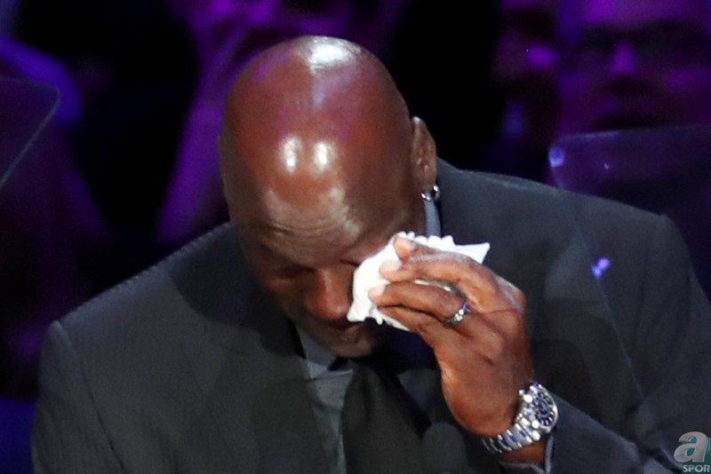 Kobe Bryant’ın anma töreninde duygusal anlar! Michael Jordan...