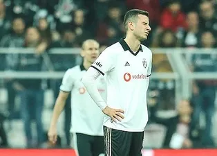 Sosyal medyada Oğuzhan Özyakup tepkisi!