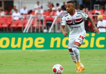 Beşiktaş'a Sambacı sol bek!