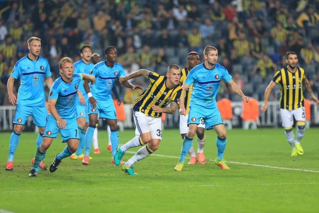 Moyes’in gözü Skrtel’de