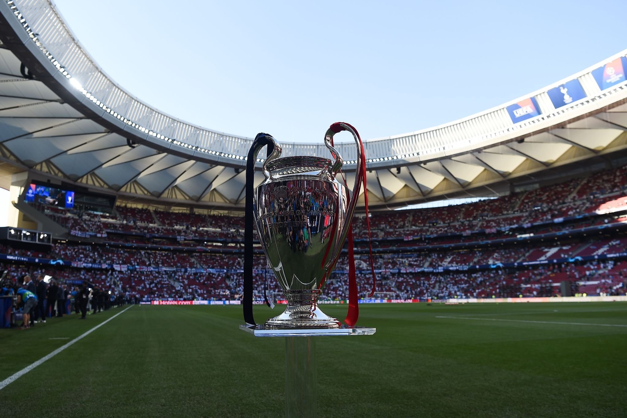 Tottenham Liverpool maçından kareler