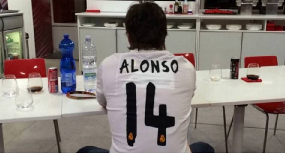 Ünlüler El Clasico’da taraflarını belli etti