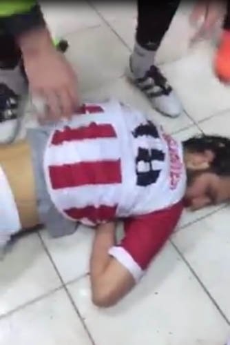 Futbolcuları hastanelik ettiler!