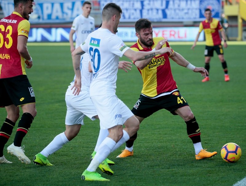 Göztepe - Kasımpaşa maçından kareler