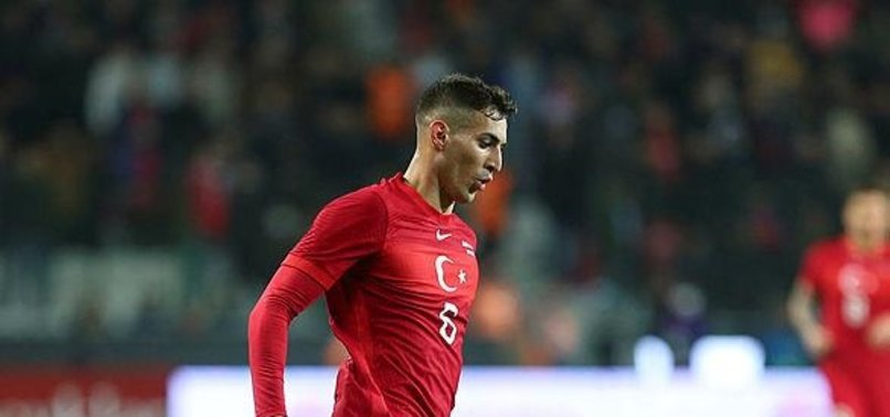 Galatasaray'dan Mert Müldür çıkarması!