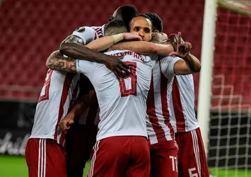 Olympiakos’a şok!