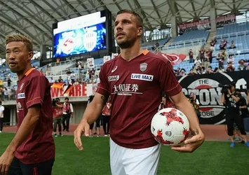 Podolski Çin’i hiç istememiş