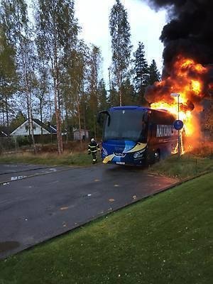 Takım otobüsü cayır cayır yandı