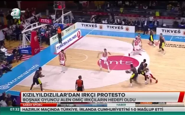Kızılyıldızlılardan ırkçı protesto