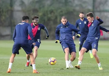 Fenerbahçe Antalya deplasmanında