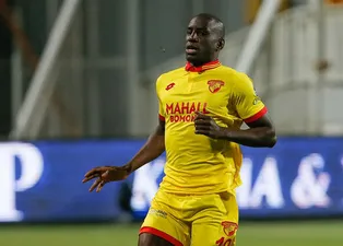 Beşiktaş'ta Demba Ba çıkmazı