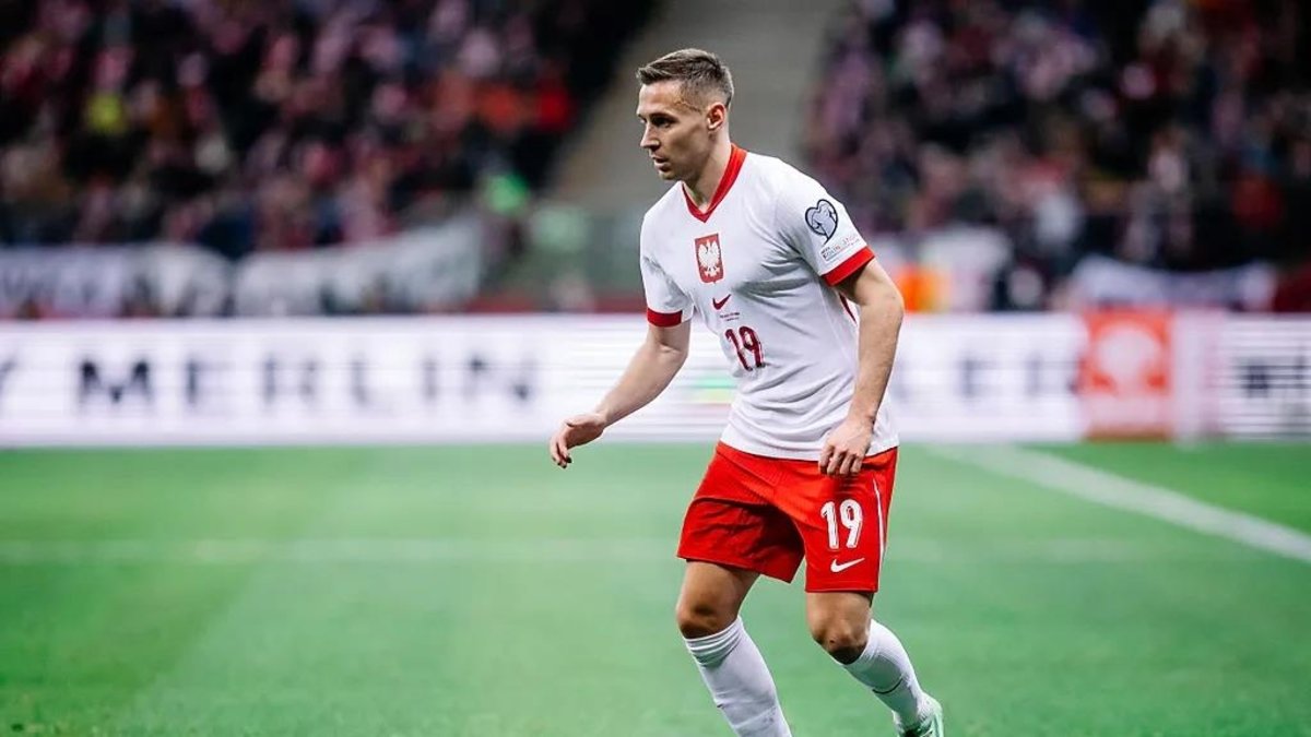 TRANSFER HABERLERİ: Galatasaray'dan sağ bek hamlesi! Polonya basını açıkladı... TRANSFER HABERLERİ: Galatasaray'dan sağ bek hamlesi! Polonya basını açıkladı...