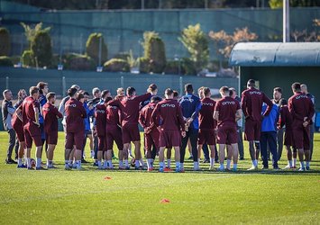 Trabzonspor'un G.Saray maçı kadrosu açıklandı