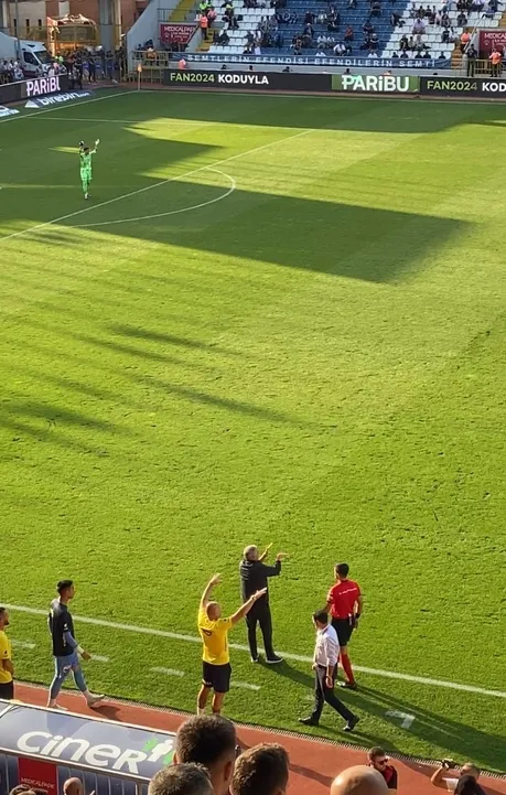 VAR'ın müdahalesiyle Fenerbahçe penaltı kazandı! İşte o pozisyon - 2