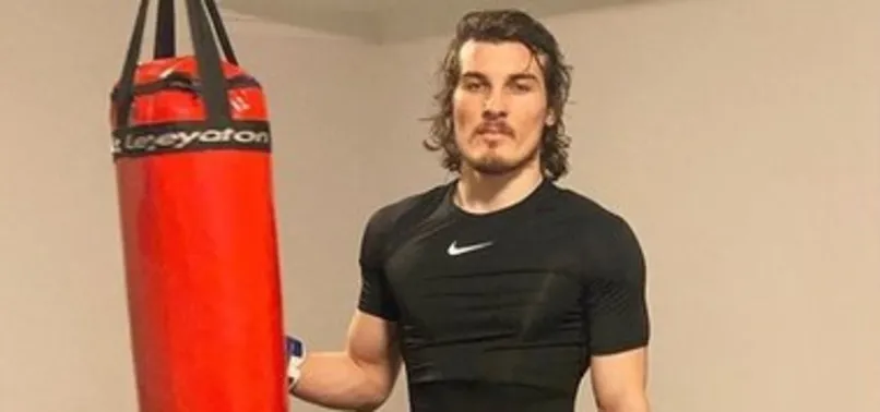 Çağlar Söyüncü'den 'Evde Kal' paylaşımı