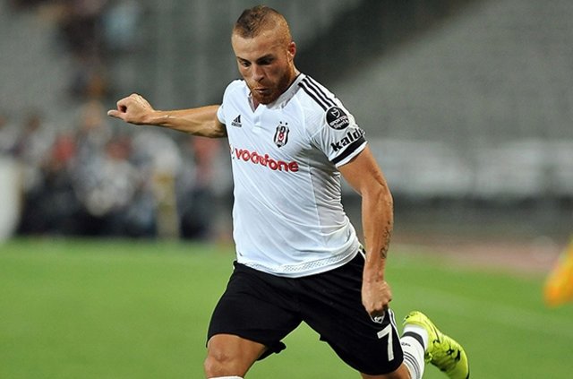 Beşiktaş’tan olay transfer hamlesi