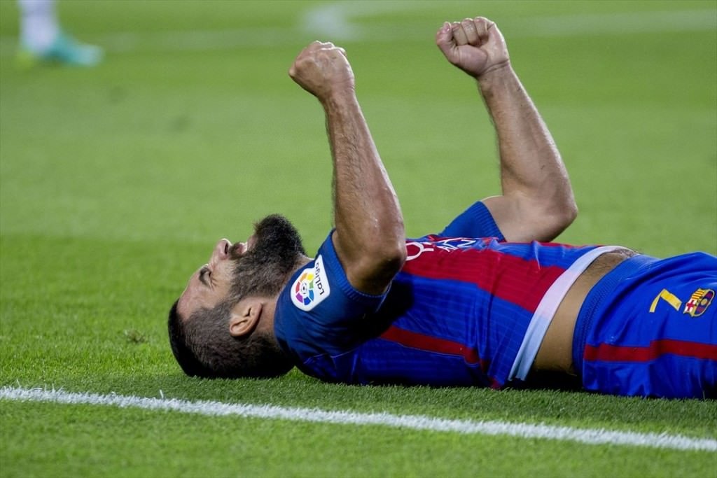 Arda Turanlı Barcelona’ya şok!