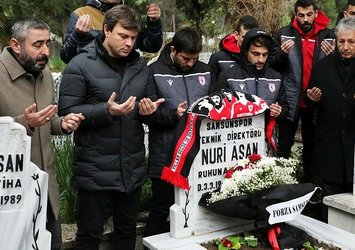 Samsunsporlu futbolcular 31 yıl önceki kazada ölenleri unutmadı