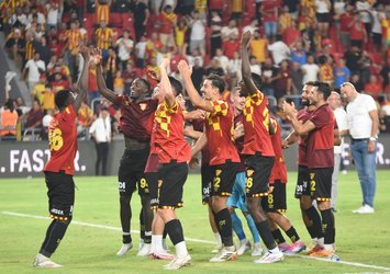 Göztepe Alanyaspor deplasmanında!