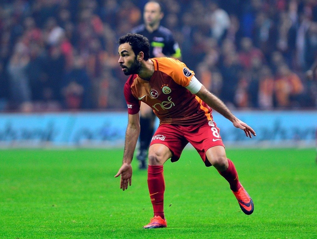 Xavi olacaktı yalan oldu!