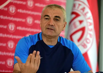 Antalyaspor'dan ayrılık haberi