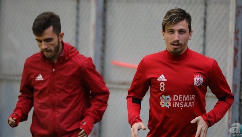 Galatasaray’dan transfer harekatı! 4 yıldızı bitiriyor...